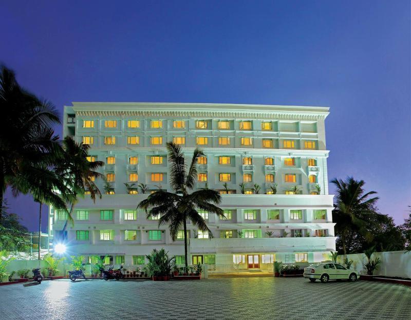 Hotel Airlink Castle Nedumbassery Buitenkant foto