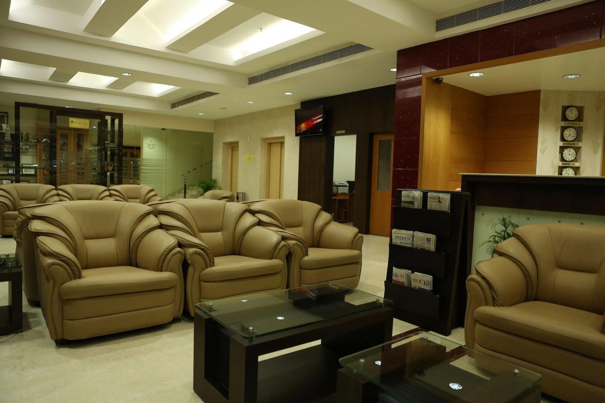 Hotel Airlink Castle Nedumbassery Buitenkant foto